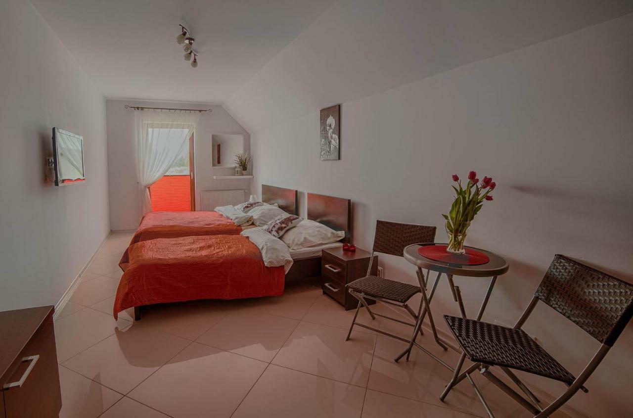 4 Strony Swiata Apartment Ярославец Екстериор снимка